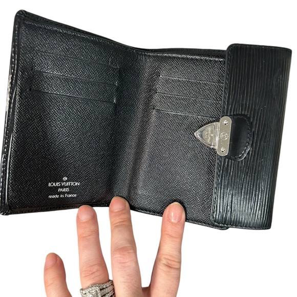 Louis Vuitton black Epi Koala lock trifold mens or women’s unisex wallet - Picture 6 of 10